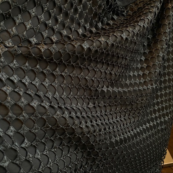 SOLD❗️Ann Taylor Modern Mesh Overlay Skirt - Picture 3 of 7